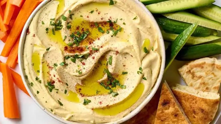 Plato de hummus